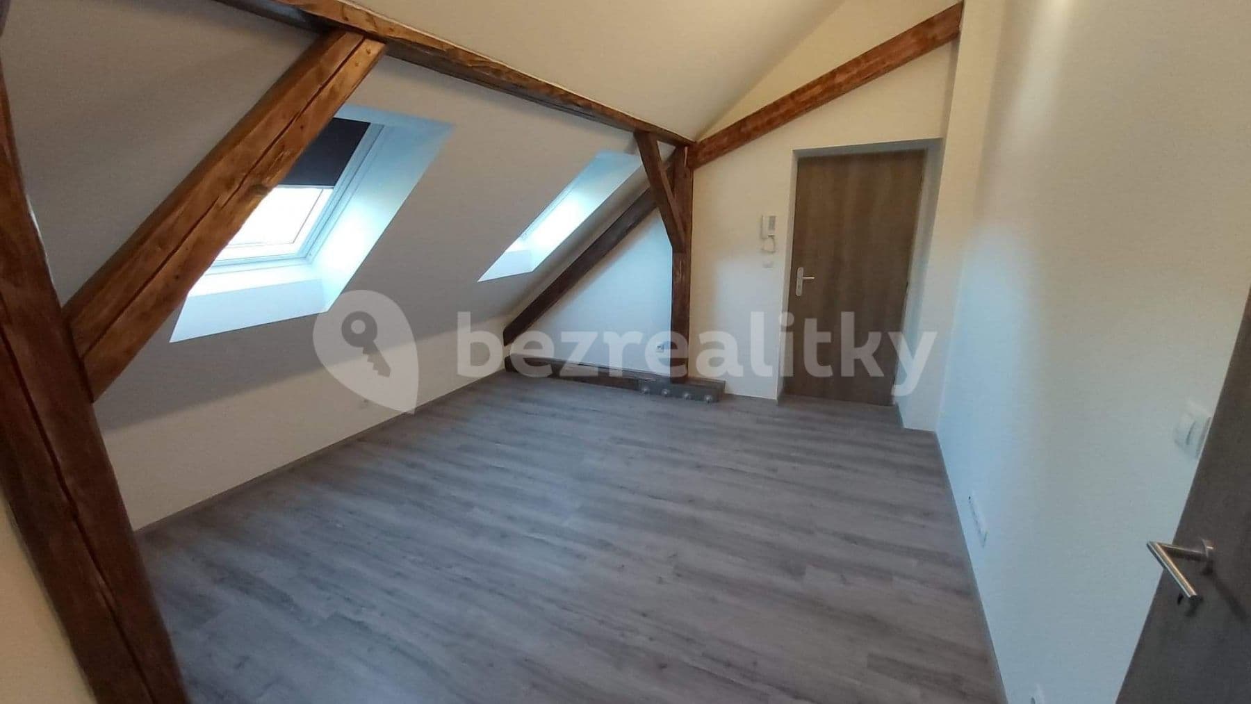 Pronájem bytu 1+kk 24 m², Jugoslávská, Brno, Jihomoravský kraj Pronájem bytu 1+kk 24 m², Jugoslávská, Brno, Jihomoravský kraj