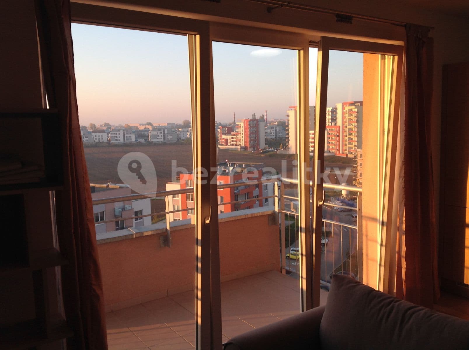 Pronájem bytu 1+kk 37 m², Kadečkové, Praha, Praha Pronájem bytu 1+kk 37 m², Kadečkové, Praha, Praha