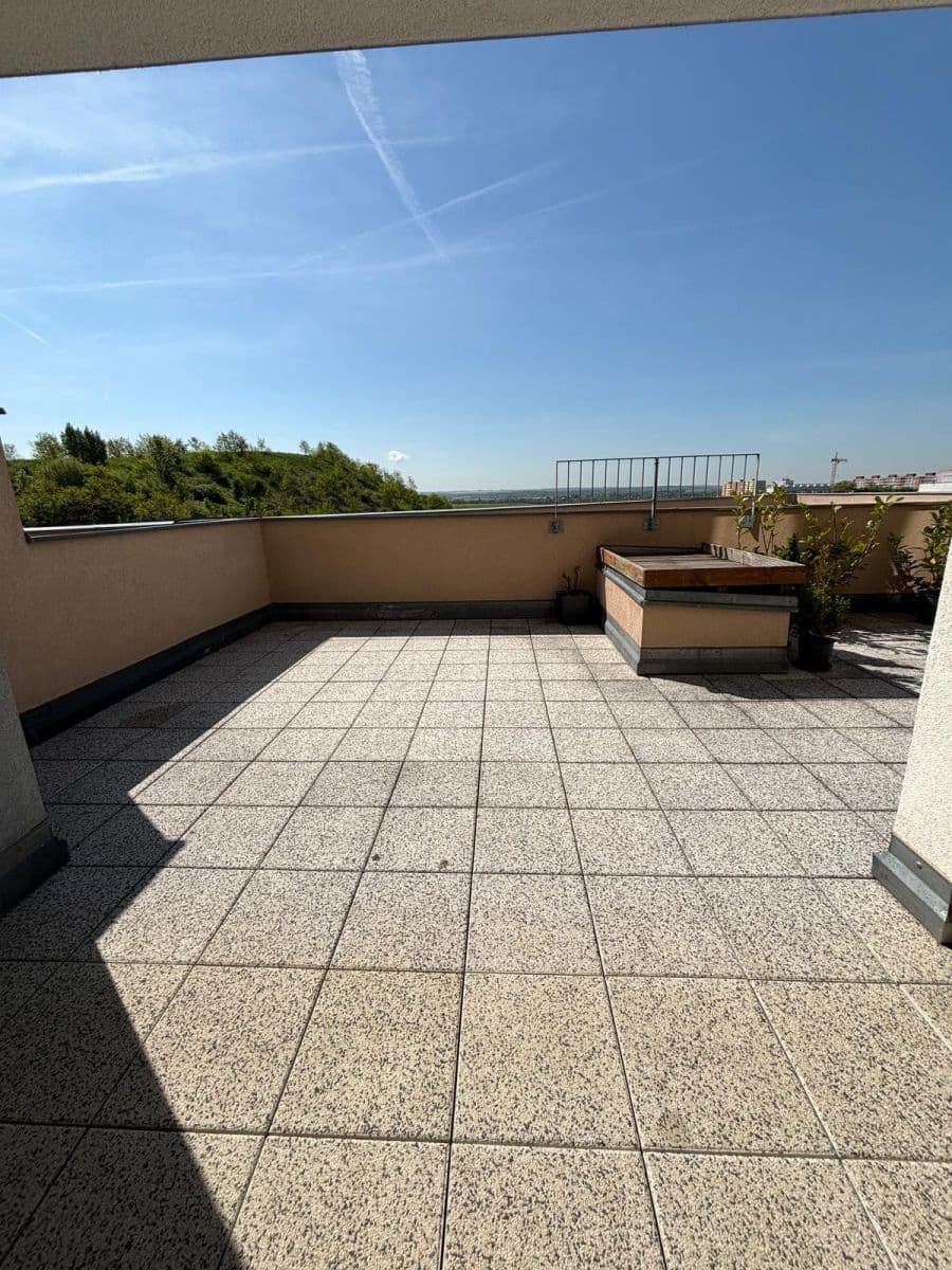 Pronájem bytu 2+kk 48 m², Mantovská, Praha, Praha Pronájem bytu 2+kk 48 m², Mantovská, Praha, Praha