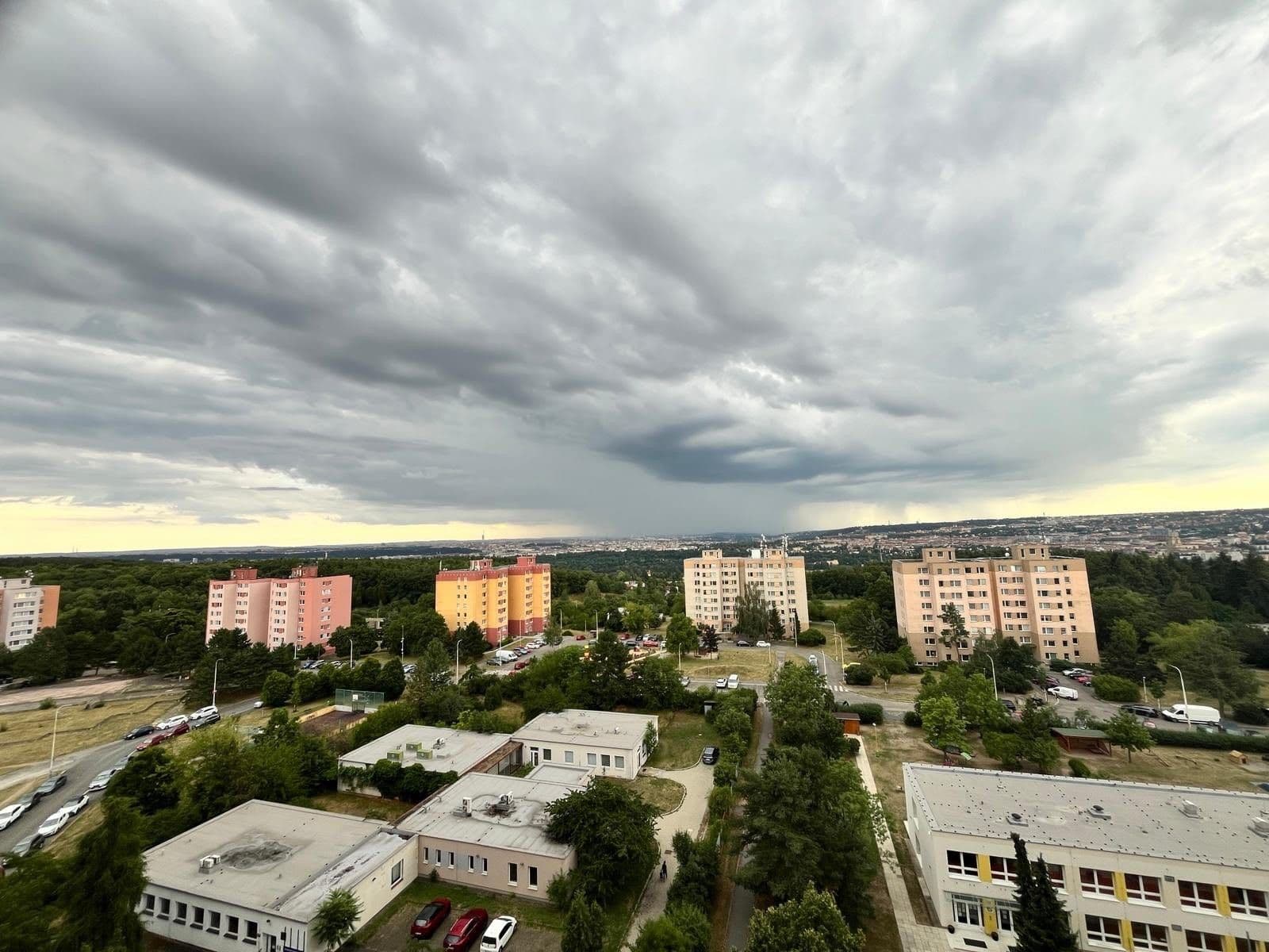 Pronájem bytu 1+kk 30 m², Krynická, Praha, Praha Pronájem bytu 1+kk 30 m², Krynická, Praha, Praha