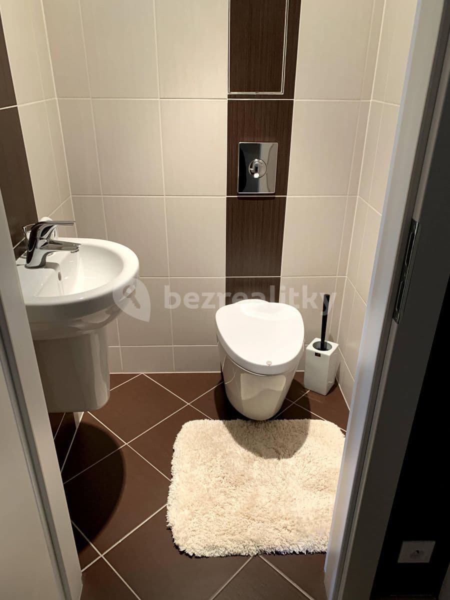 Pronájem bytu 2+kk 72 m², V Přístavu, Praha, Praha Pronájem bytu 2+kk 72 m², V Přístavu, Praha, Praha