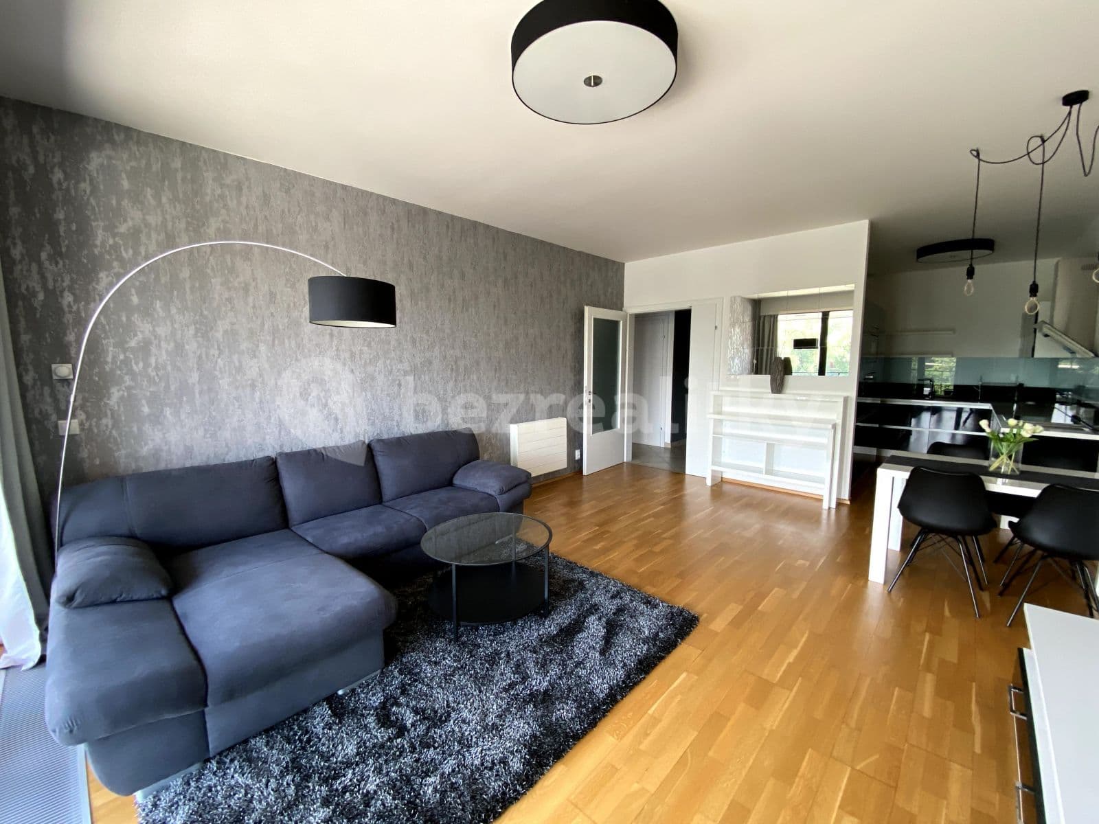 Pronájem bytu 2+kk 72 m², V Přístavu, Praha, Praha Pronájem bytu 2+kk 72 m², V Přístavu, Praha, Praha