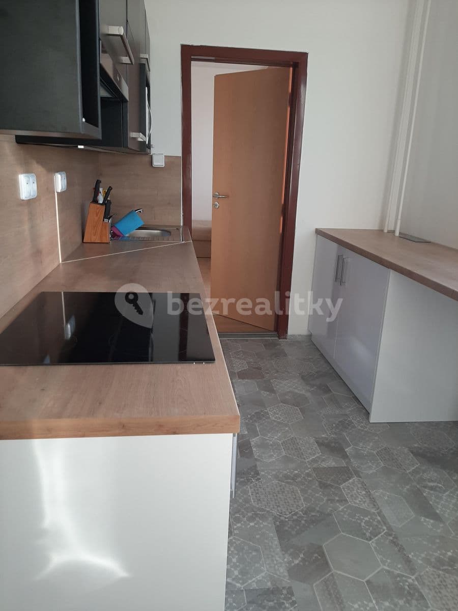 Pronájem bytu 2+1 56 m², Černá cesta, Olomouc, Olomoucký kraj Pronájem bytu 2+1 56 m², Černá cesta, Olomouc, Olomoucký kraj