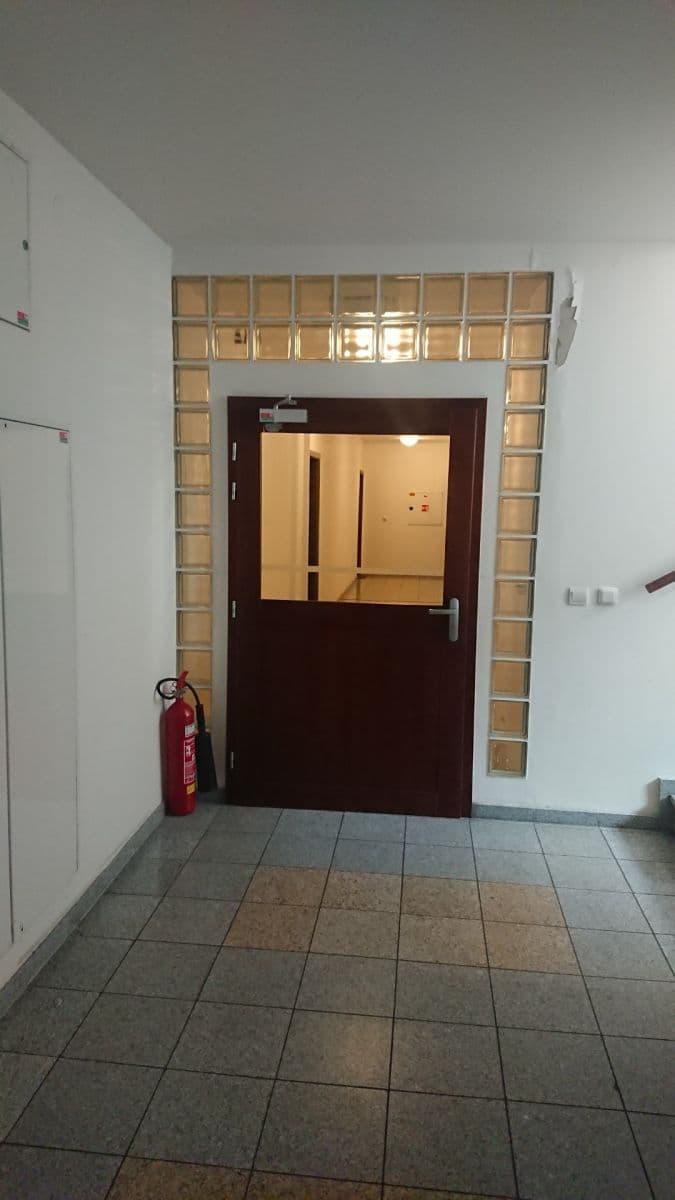 Prodej bytu 2+kk 52 m², Jateční, Karlovy Vary, Karlovarský kraj Prodej bytu 2+kk 52 m², Jateční, Karlovy Vary, Karlovarský kraj