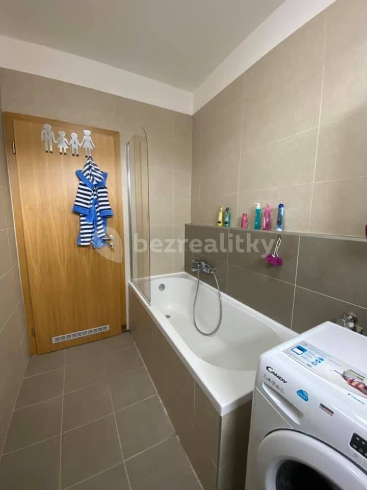 Pronájem bytu 3+kk 79 m², Na Fialce, Říčany, Středočeský kraj Pronájem bytu 3+kk 79 m², Na Fialce, Říčany, Středočeský kraj