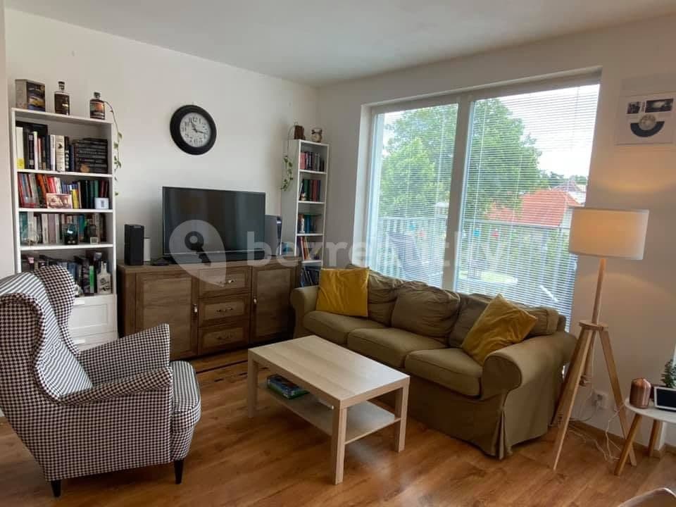 Pronájem bytu 3+kk 79 m², Na Fialce, Říčany, Středočeský kraj Pronájem bytu 3+kk 79 m², Na Fialce, Říčany, Středočeský kraj