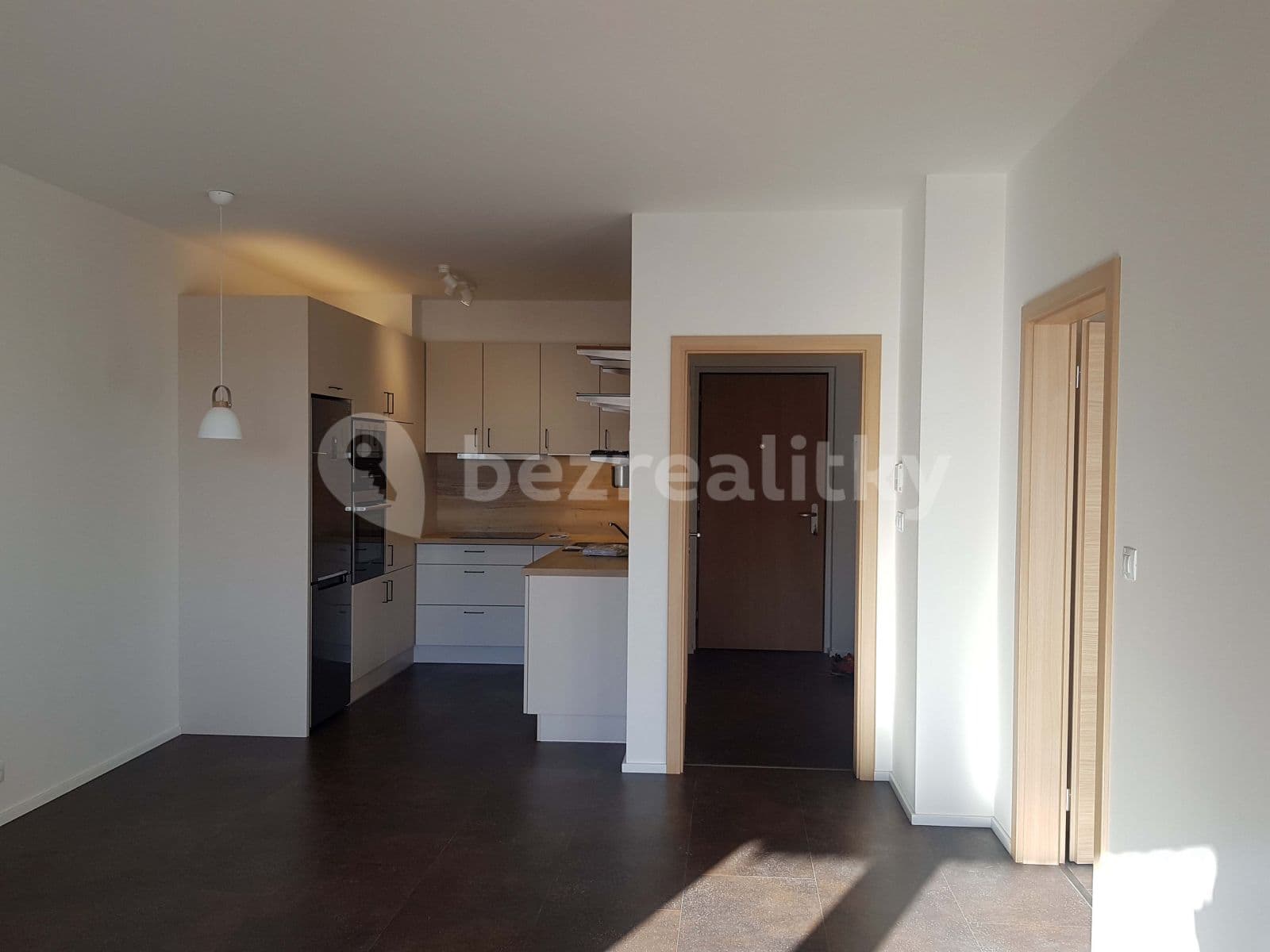 Pronájem bytu 2+kk 57 m², Tovární, Čelákovice, Středočeský kraj Pronájem bytu 2+kk 57 m², Tovární, Čelákovice, Středočeský kraj