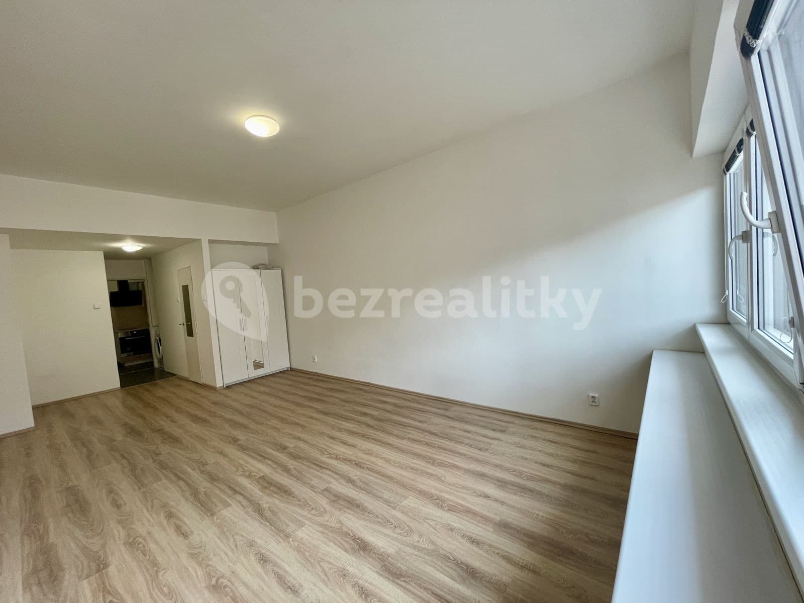 Pronájem bytu 1+1 38 m², U Kavalírky, Praha, Praha Pronájem bytu 1+1 38 m², U Kavalírky, Praha, Praha