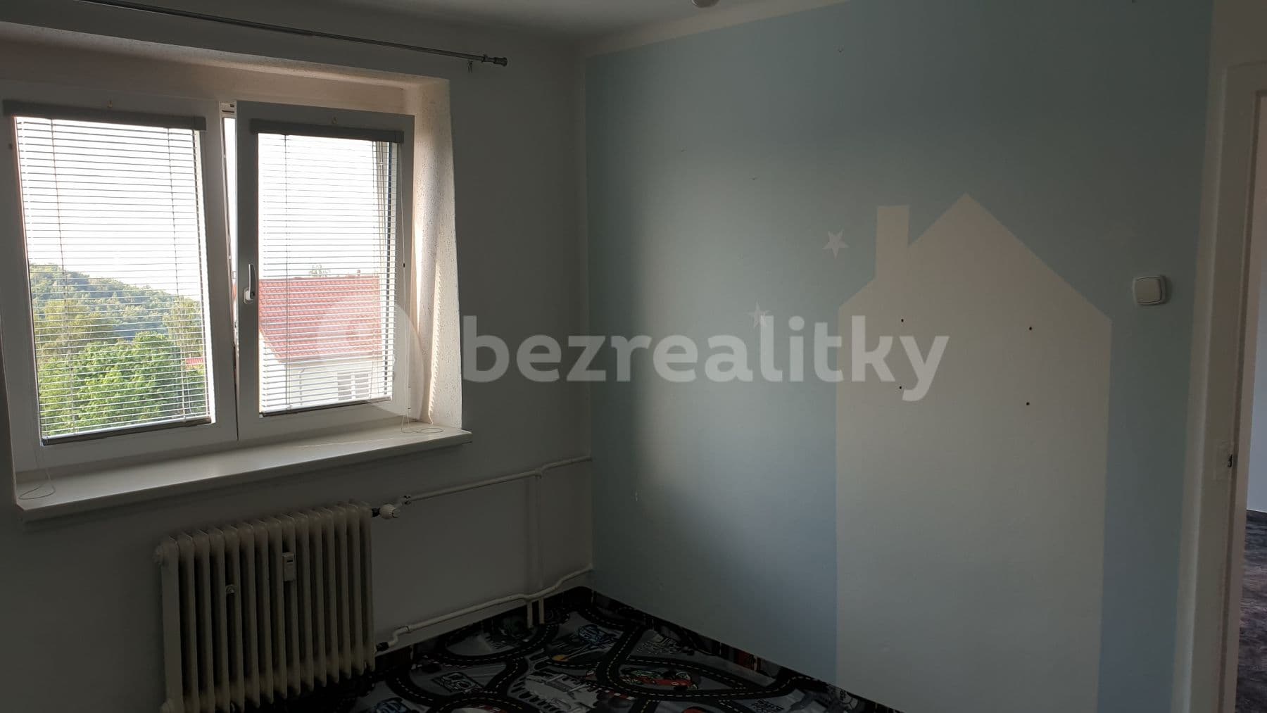 Pronájem bytu 2+1 50 m², Svahová, Meziboří, Ústecký kraj