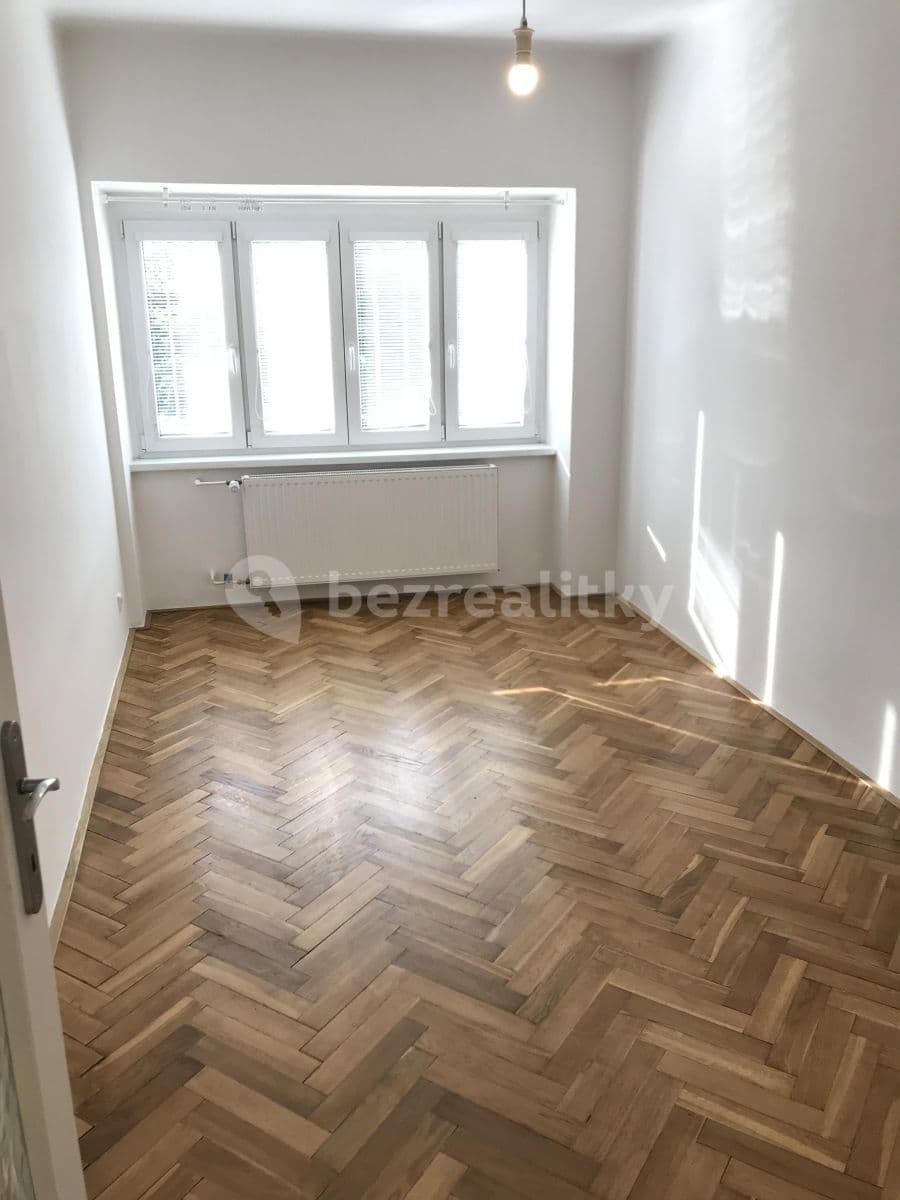 Pronájem bytu 2+kk 42 m², Podolská, Praha, Praha Pronájem bytu 2+kk 42 m², Podolská, Praha, Praha