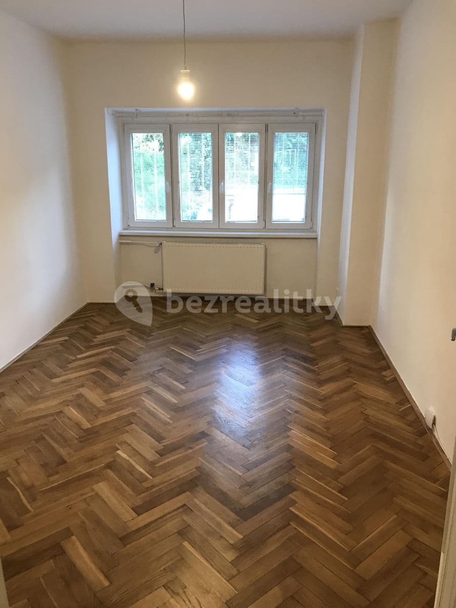 Pronájem bytu 2+kk 42 m², Podolská, Praha, Praha Pronájem bytu 2+kk 42 m², Podolská, Praha, Praha