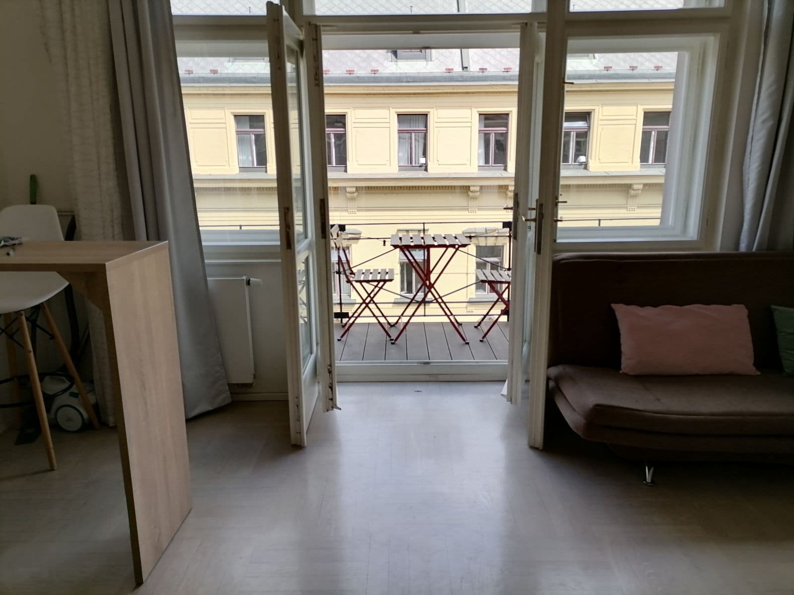 Pronájem bytu 1+kk 34 m², Spálená, Praha, Praha Pronájem bytu 1+kk 34 m², Spálená, Praha, Praha