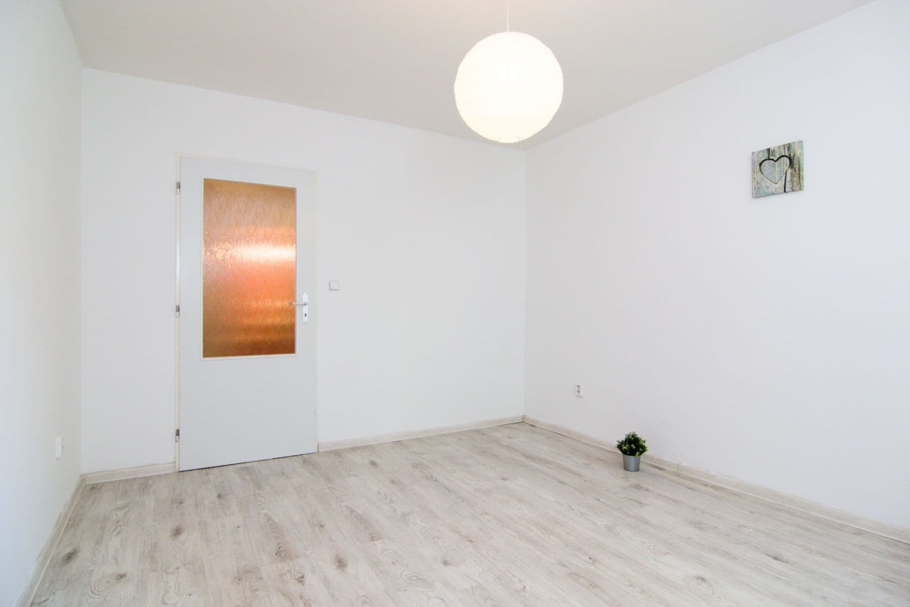 Pronájem bytu 2+1 47 m², Stavbařů, Ostrava, Moravskoslezský kraj Pronájem bytu 2+1 47 m², Stavbařů, Ostrava, Moravskoslezský kraj