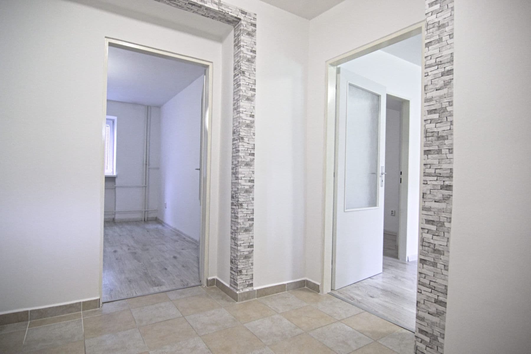 Pronájem bytu 2+1 47 m², Stavbařů, Ostrava, Moravskoslezský kraj Pronájem bytu 2+1 47 m², Stavbařů, Ostrava, Moravskoslezský kraj