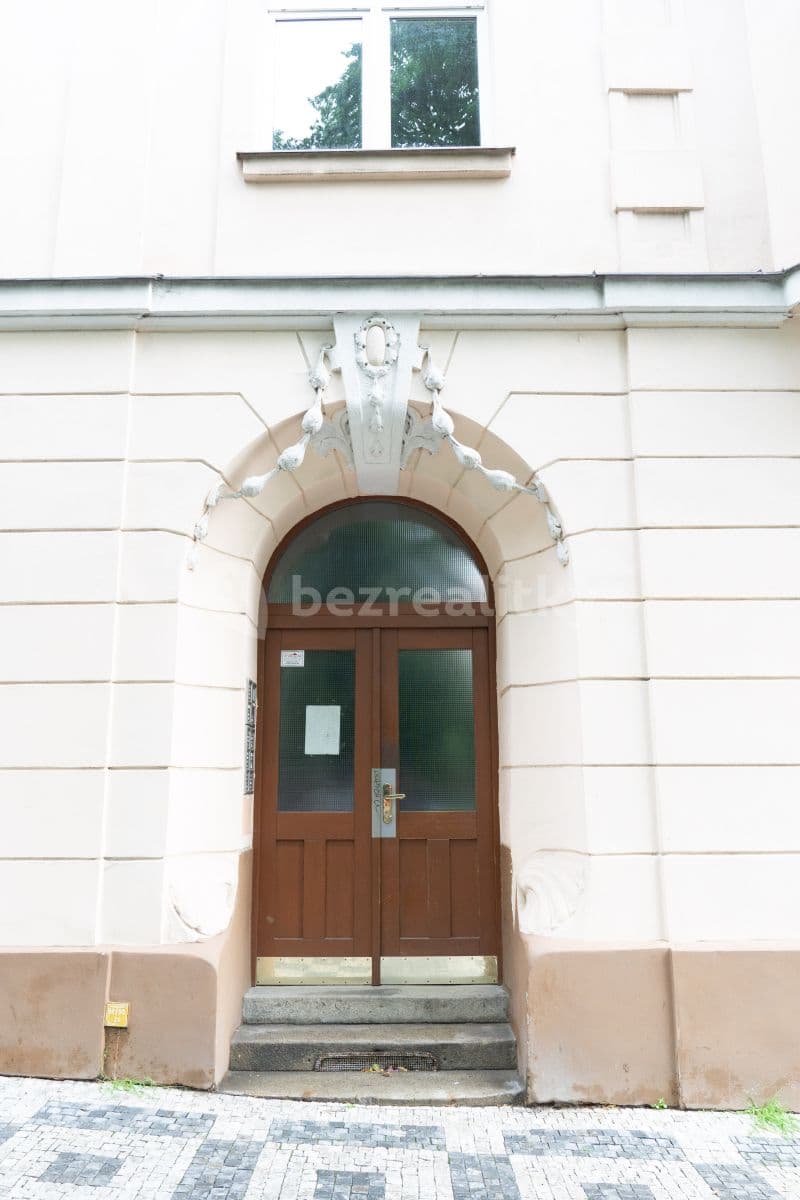 Pronájem bytu 1+1 30 m², Ruská, Praha, Praha Pronájem bytu 1+1 30 m², Ruská, Praha, Praha