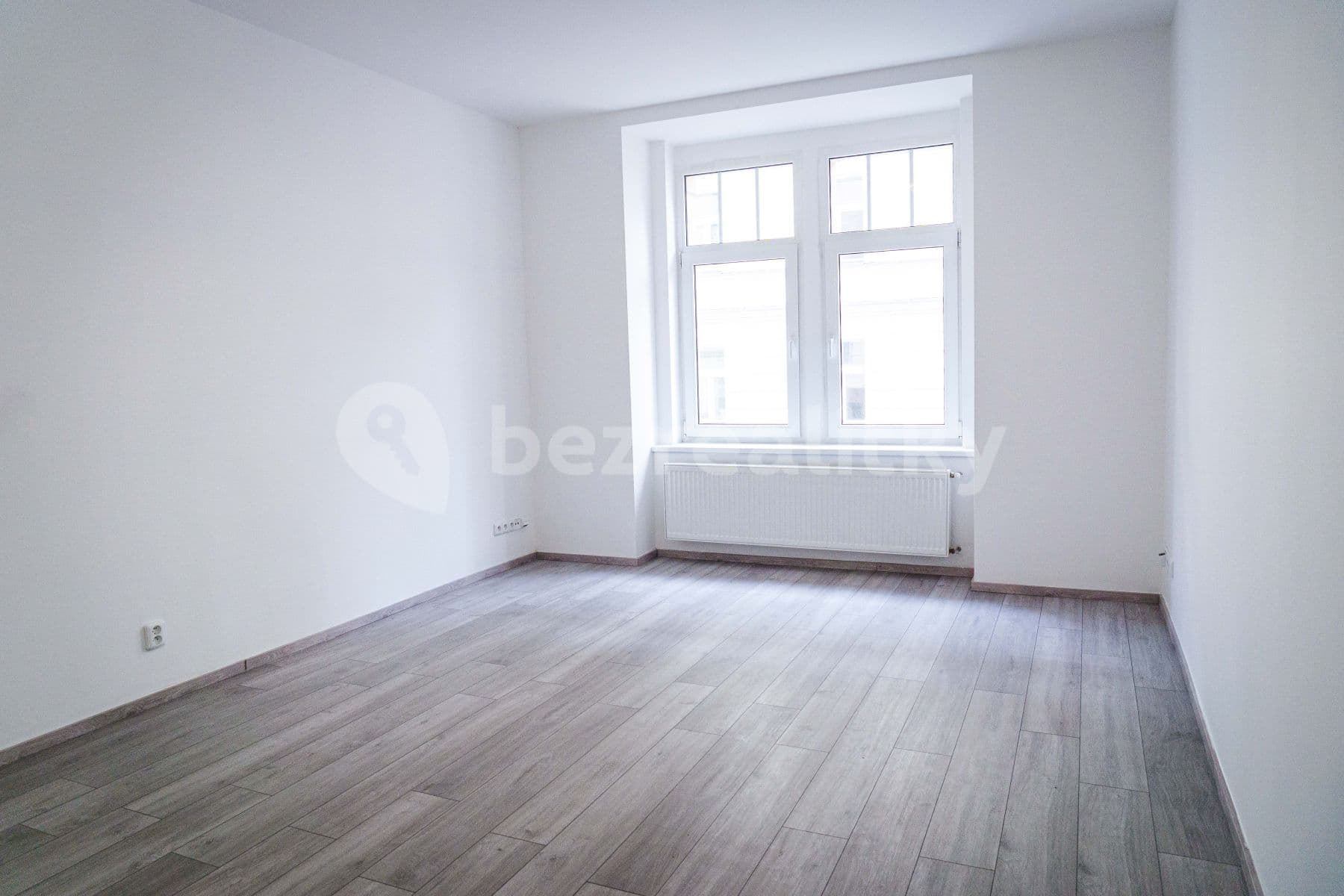 Pronájem bytu 1+1 30 m², Ruská, Praha, Praha Pronájem bytu 1+1 30 m², Ruská, Praha, Praha