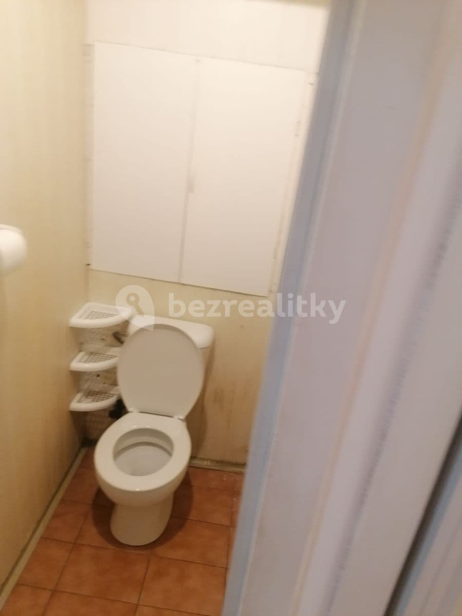 Pronájem bytu 2+1 65 m², Březinova, Jihlava, Kraj Vysočina Pronájem bytu 2+1 65 m², Březinova, Jihlava, Kraj Vysočina