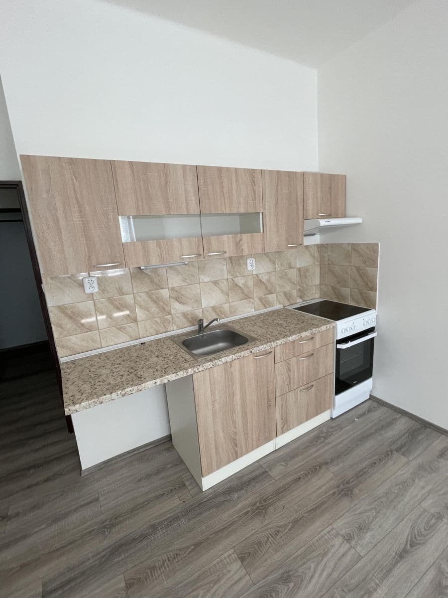 Pronájem bytu 1+kk 30 m², Drahobejlova, Praha, Praha Pronájem bytu 1+kk 30 m², Drahobejlova, Praha, Praha
