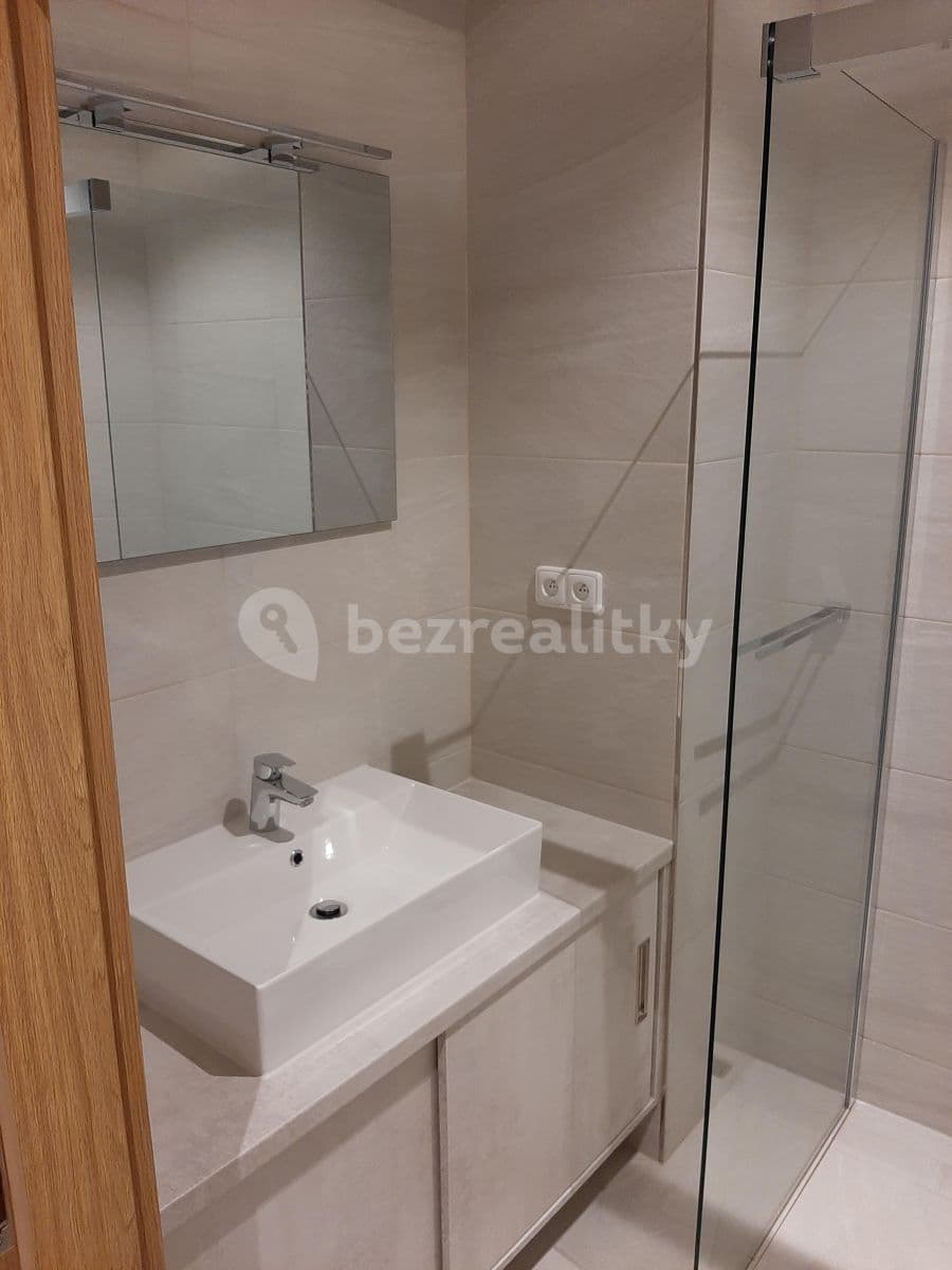 Pronájem bytu 2+kk 48 m², Koněvova, Praha, Praha Pronájem bytu 2+kk 48 m², Koněvova, Praha, Praha