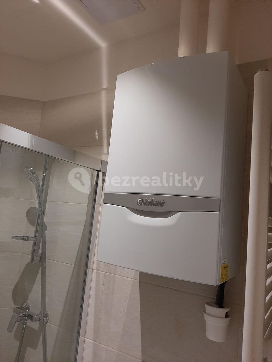 Pronájem bytu 2+kk 48 m², Koněvova, Praha, Praha Pronájem bytu 2+kk 48 m², Koněvova, Praha, Praha