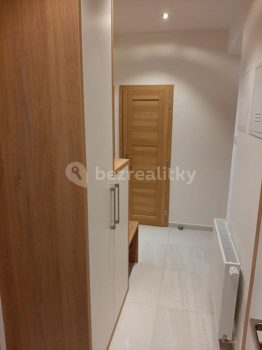Pronájem bytu 2+kk 48 m², Koněvova, Praha, Praha Pronájem bytu 2+kk 48 m², Koněvova, Praha, Praha