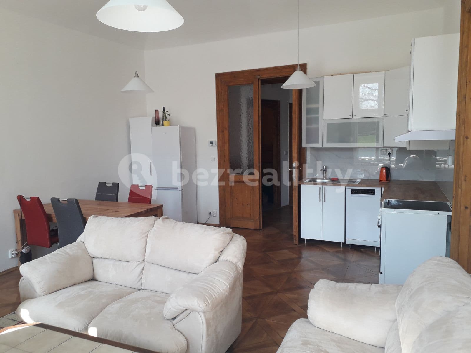 Pronájem bytu 2+kk 60 m², Bolzanova, Praha, Praha Pronájem bytu 2+kk 60 m², Bolzanova, Praha, Praha