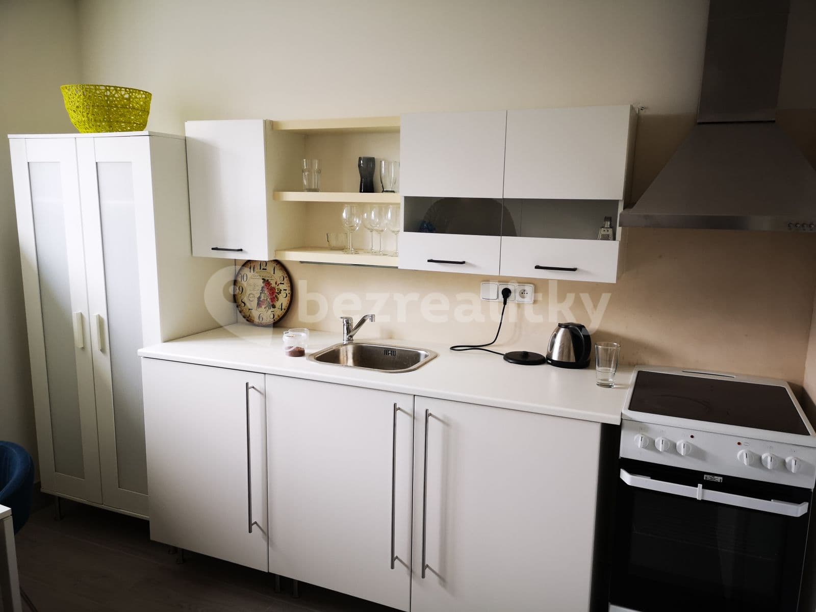 Pronájem bytu 1+kk 20 m², Pod Kynclovkou, Praha, Praha Pronájem bytu 1+kk 20 m², Pod Kynclovkou, Praha, Praha