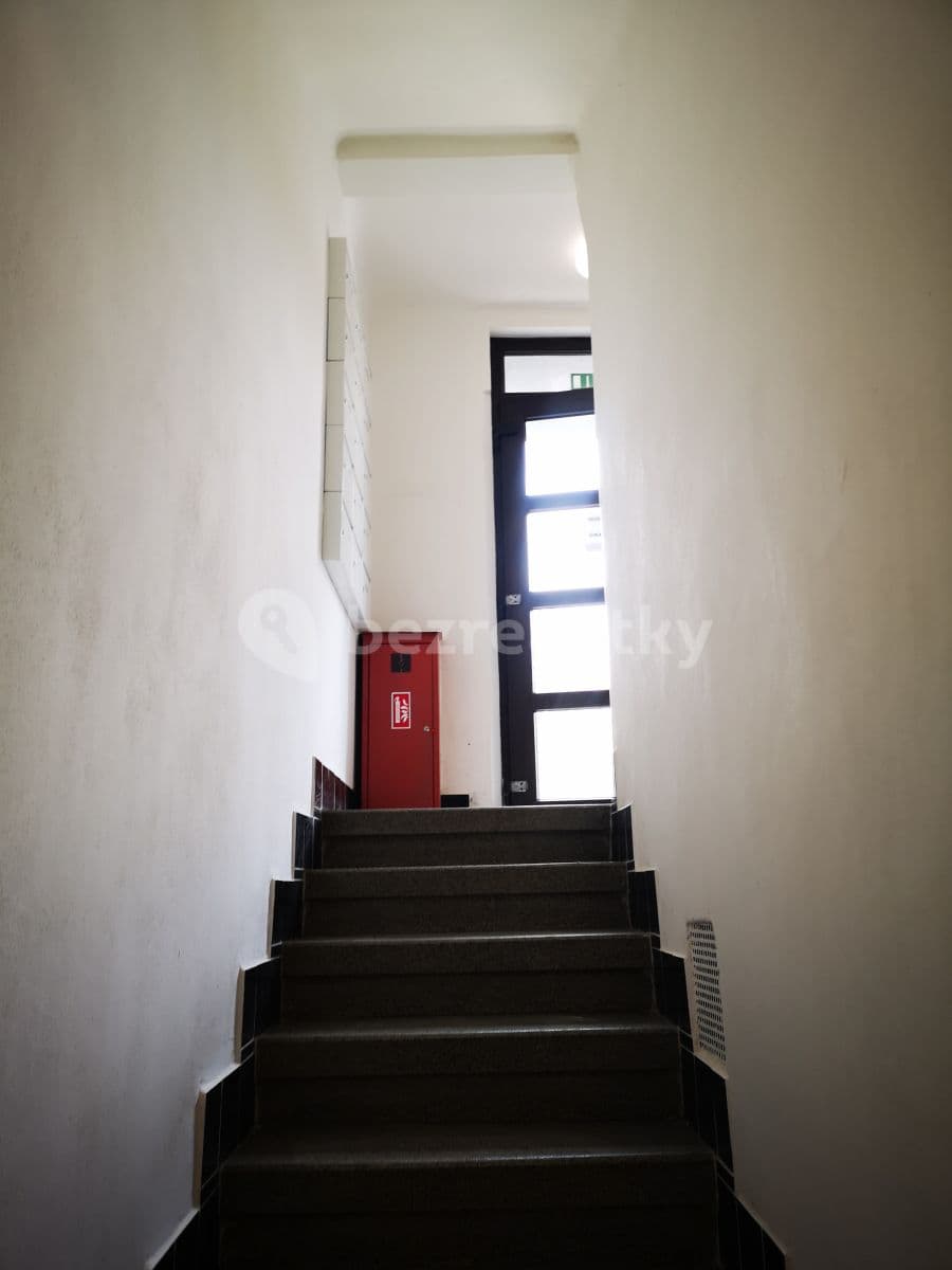 Pronájem bytu 1+kk 20 m², Pod Kynclovkou, Praha, Praha Pronájem bytu 1+kk 20 m², Pod Kynclovkou, Praha, Praha