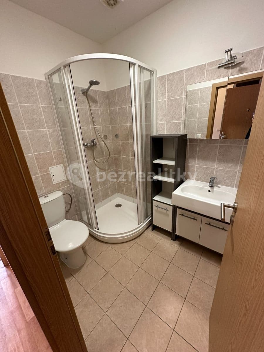 Pronájem bytu 1+kk 27 m², Obecní, Chyňava, Středočeský kraj Pronájem bytu 1+kk 27 m², Obecní, Chyňava, Středočeský kraj