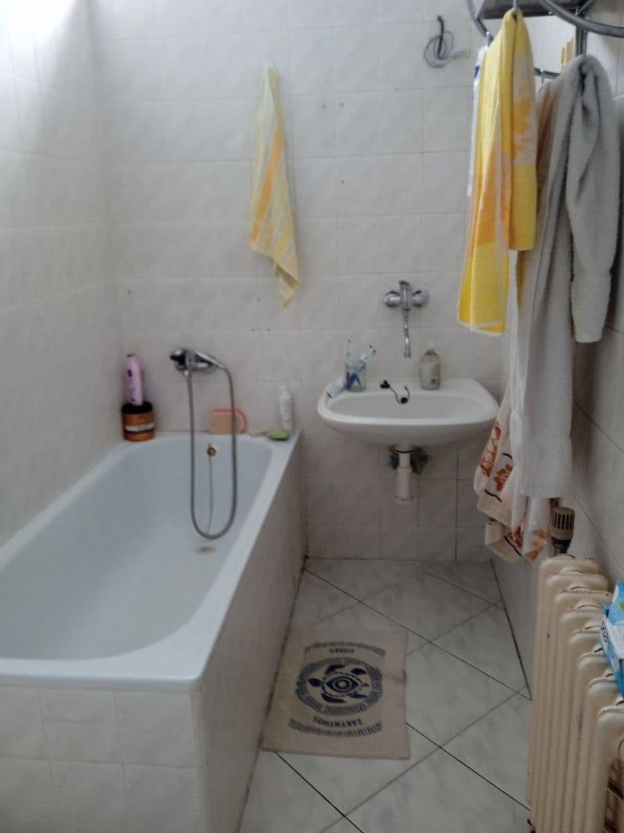 Pronájem bytu 2+1 53 m², nám. Komenského, Tišnov, Jihomoravský kraj Pronájem bytu 2+1 53 m², nám. Komenského, Tišnov, Jihomoravský kraj