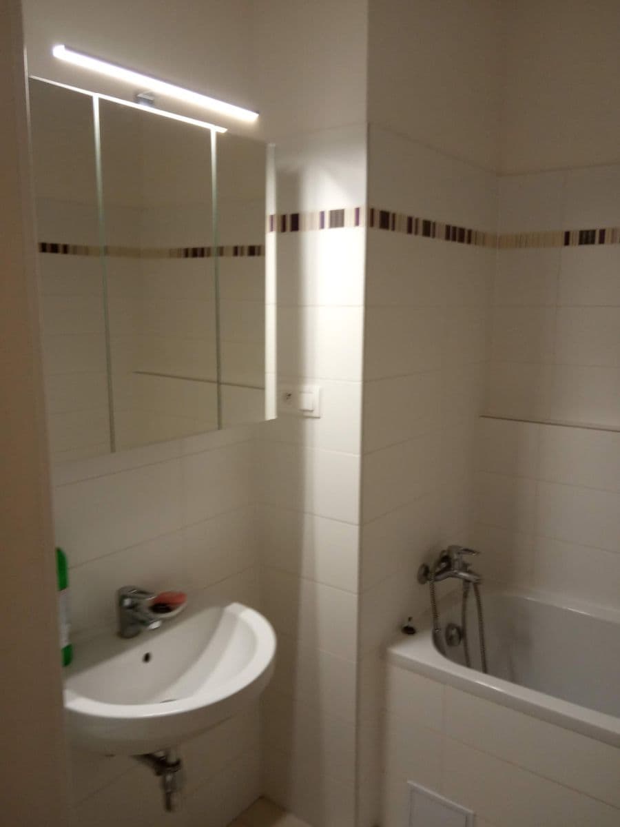 Pronájem bytu 3+kk 25 m², Světova, Praha, Praha Pronájem bytu 3+kk 25 m², Světova, Praha, Praha