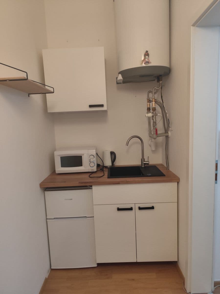 Pronájem bytu 3+kk 25 m², Světova, Praha, Praha Pronájem bytu 3+kk 25 m², Světova, Praha, Praha