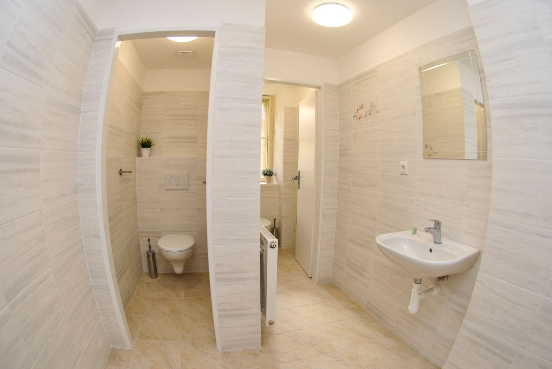 Pronájem bytu 4+1 127 m², Dominikánské náměstí, Brno, Jihomoravský kraj Pronájem bytu 4+1 127 m², Dominikánské náměstí, Brno, Jihomoravský kraj