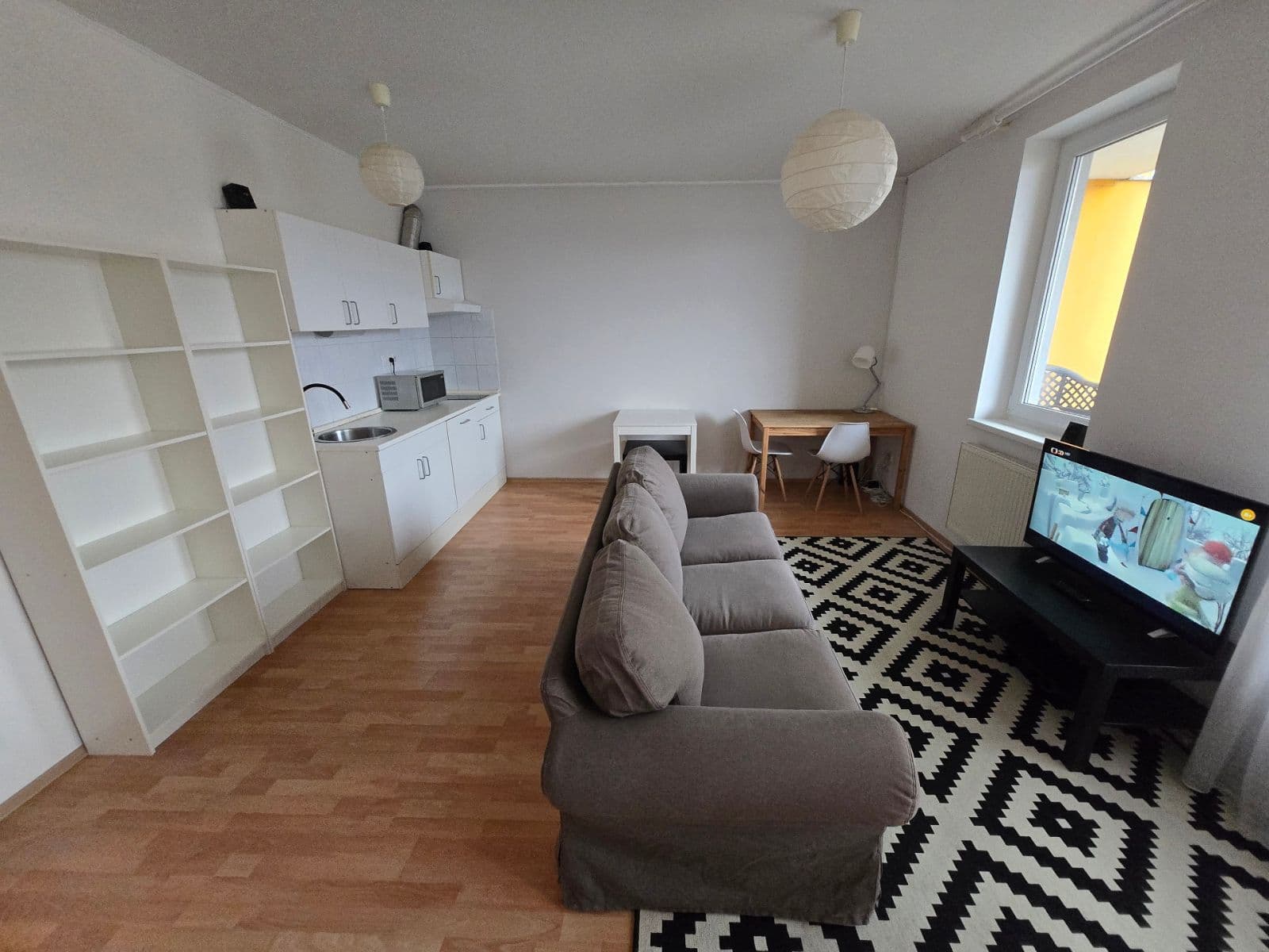 Pronájem bytu 1+kk 38 m², Kabešova, Praha, Praha Pronájem bytu 1+kk 38 m², Kabešova, Praha, Praha