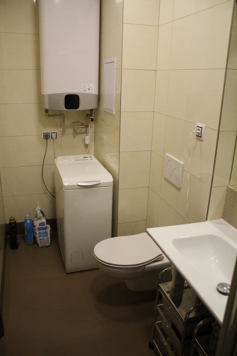Pronájem bytu 2+kk 56 m², Brojova, Plzeň, Plzeňský kraj Pronájem bytu 2+kk 56 m², Brojova, Plzeň, Plzeňský kraj