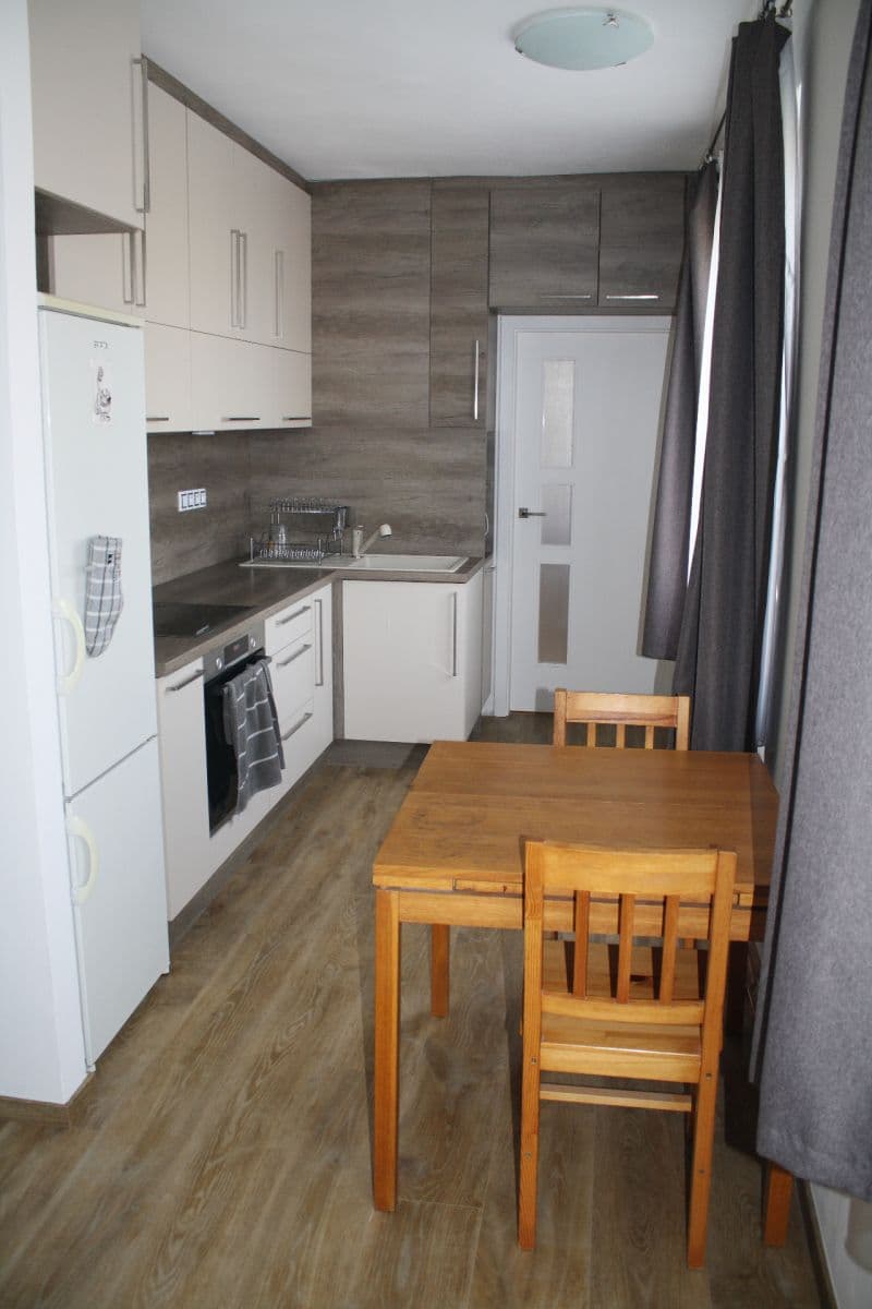 Pronájem bytu 2+kk 56 m², Brojova, Plzeň, Plzeňský kraj Pronájem bytu 2+kk 56 m², Brojova, Plzeň, Plzeňský kraj