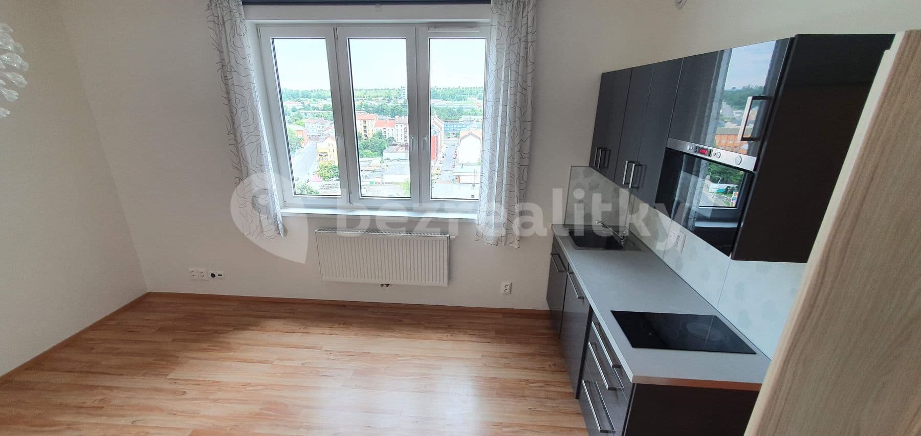 Pronájem bytu 1+kk 23 m², Freyova, Praha, Praha Pronájem bytu 1+kk 23 m², Freyova, Praha, Praha