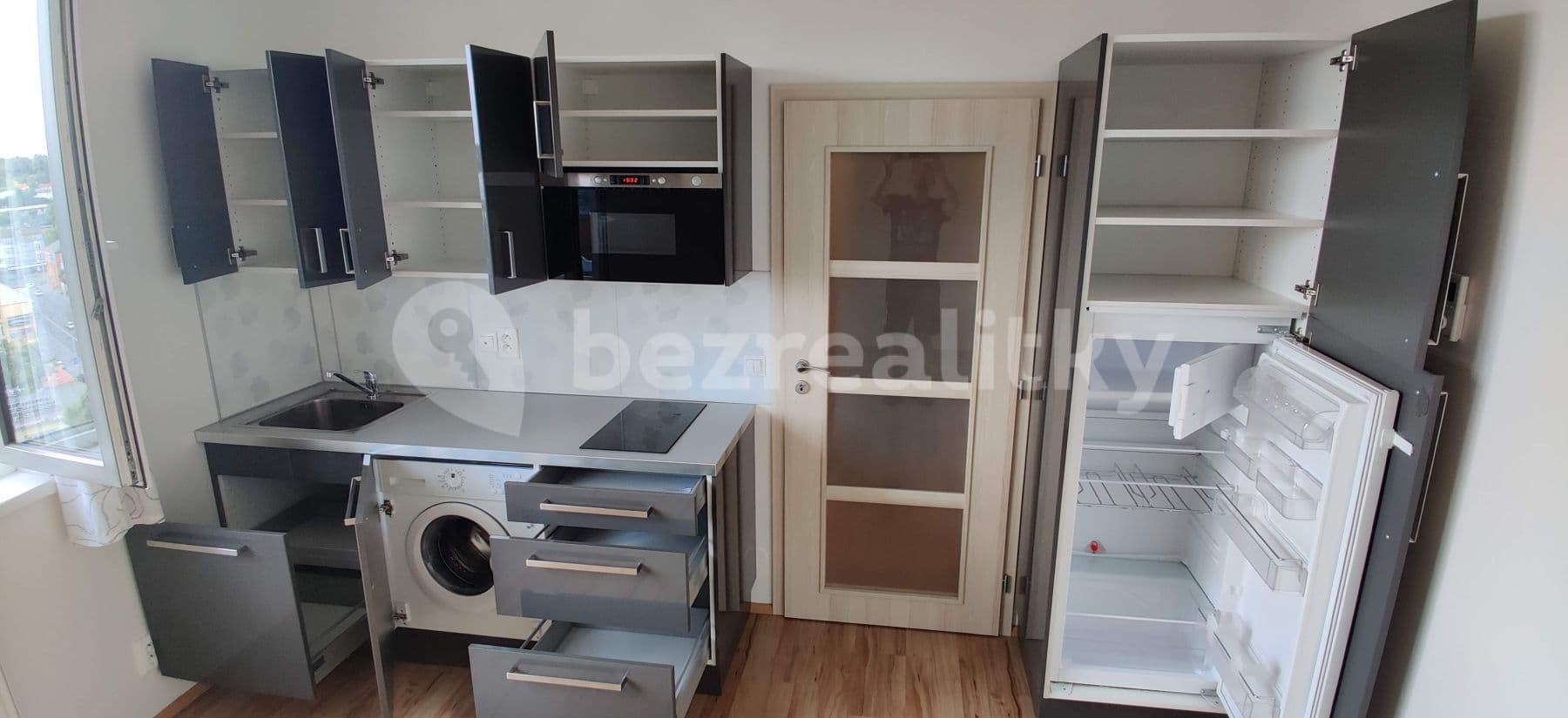 Pronájem bytu 1+kk 23 m², Freyova, Praha, Praha Pronájem bytu 1+kk 23 m², Freyova, Praha, Praha