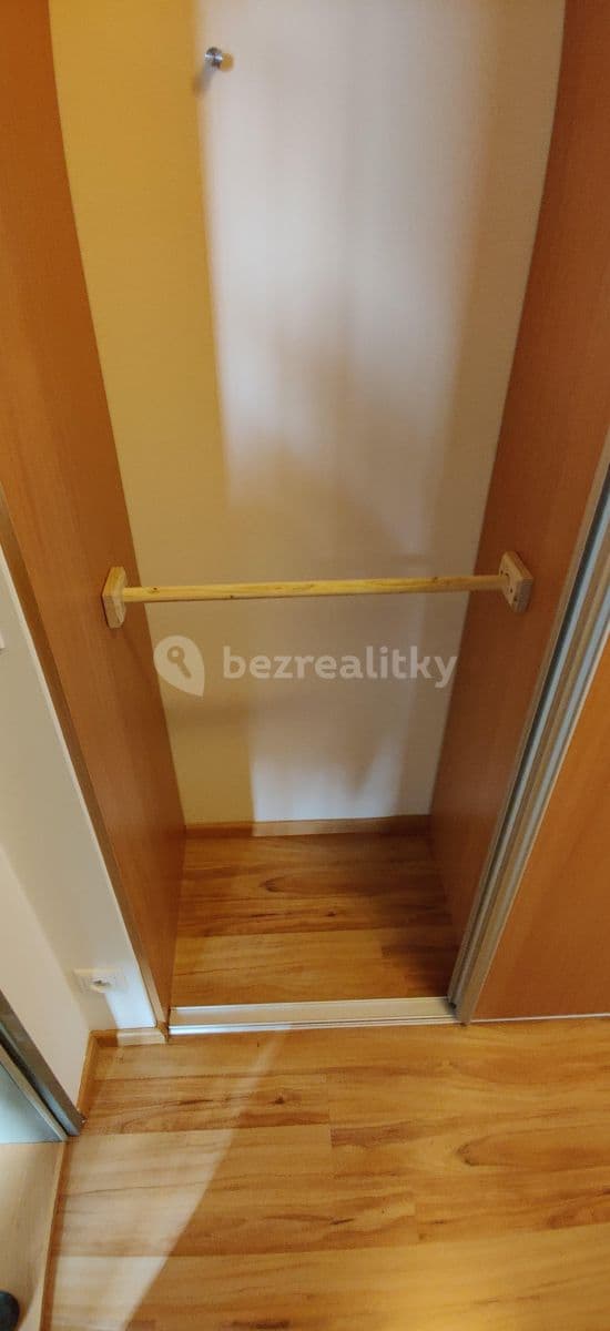 Pronájem bytu 1+kk 23 m², Freyova, Praha, Praha Pronájem bytu 1+kk 23 m², Freyova, Praha, Praha
