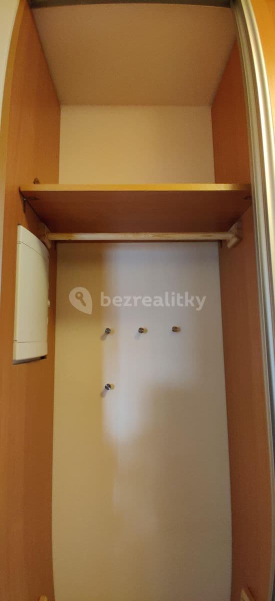 Pronájem bytu 1+kk 23 m², Freyova, Praha, Praha Pronájem bytu 1+kk 23 m², Freyova, Praha, Praha