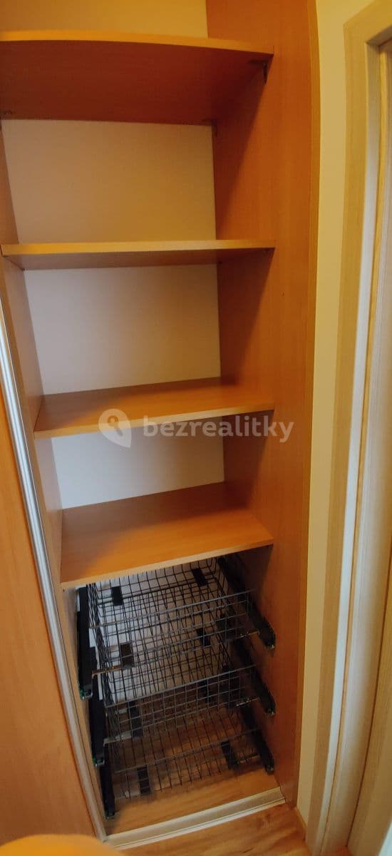 Pronájem bytu 1+kk 23 m², Freyova, Praha, Praha Pronájem bytu 1+kk 23 m², Freyova, Praha, Praha