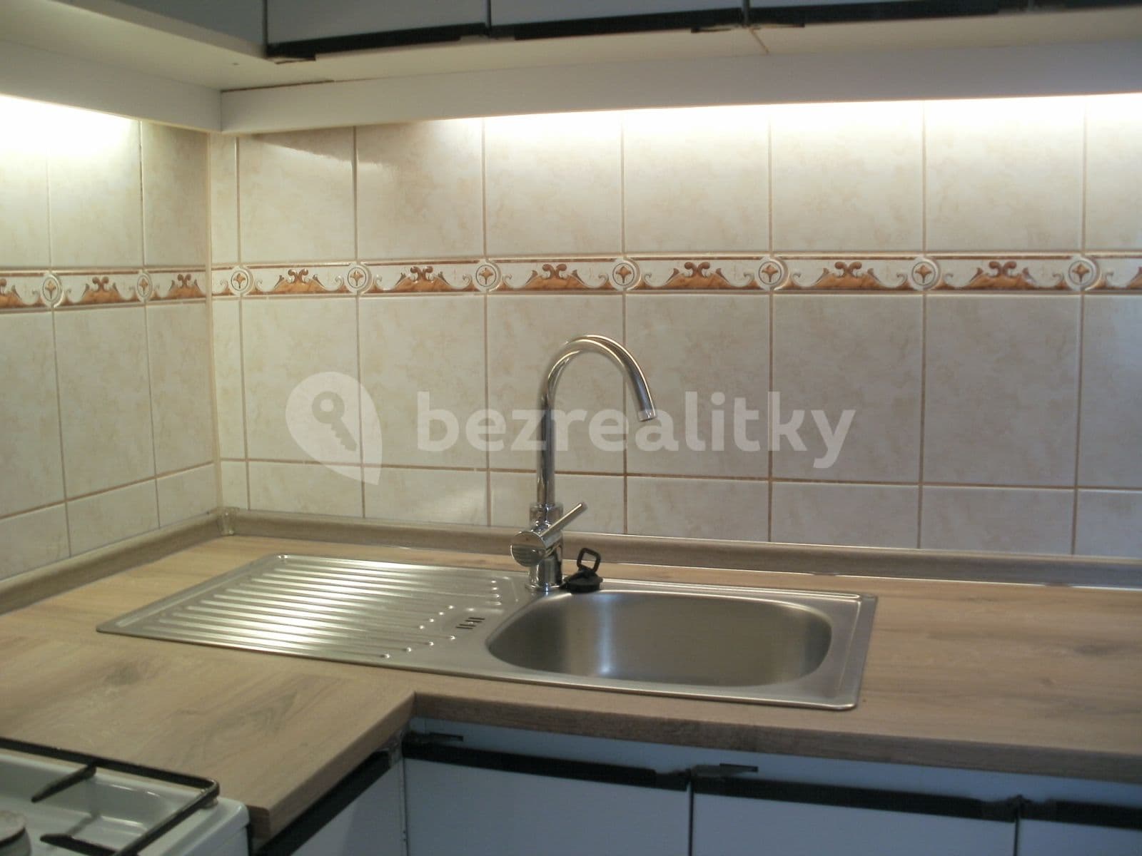 Pronájem bytu 1+1 41 m², Hany Kvapilové, Opava, Moravskoslezský kraj Pronájem bytu 1+1 41 m², Hany Kvapilové, Opava, Moravskoslezský kraj