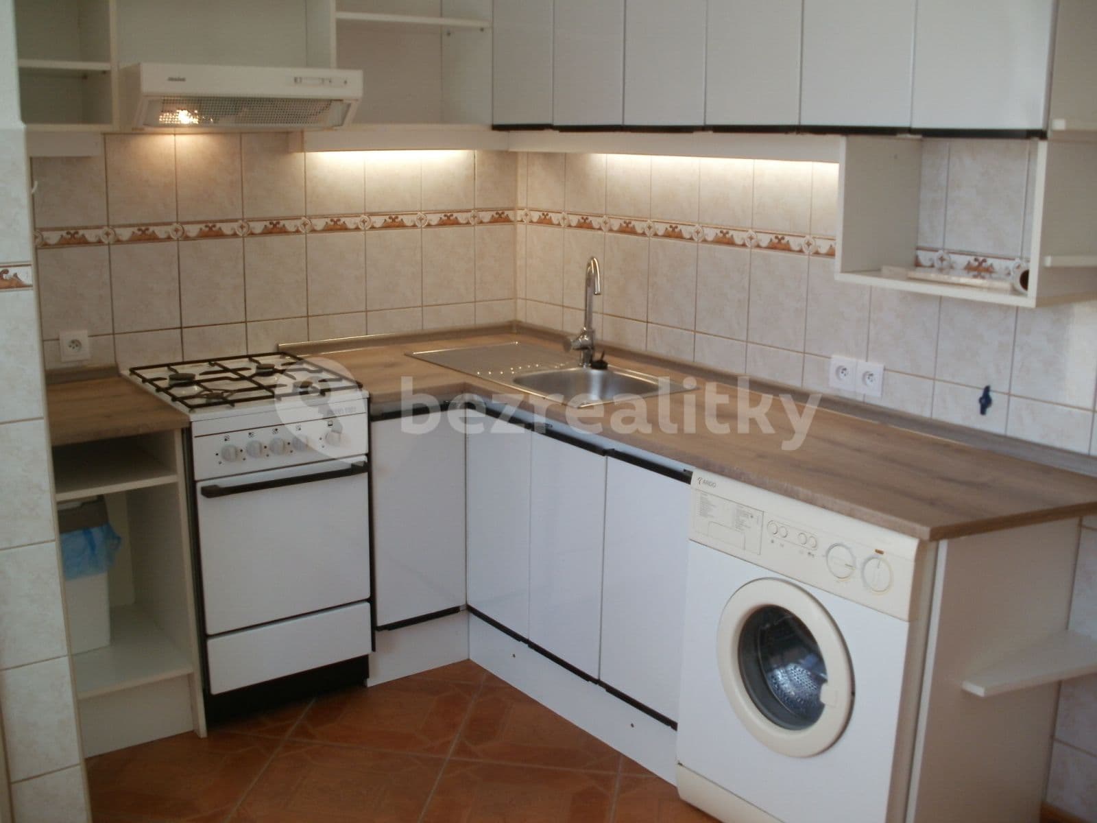 Pronájem bytu 1+1 41 m², Hany Kvapilové, Opava, Moravskoslezský kraj Pronájem bytu 1+1 41 m², Hany Kvapilové, Opava, Moravskoslezský kraj