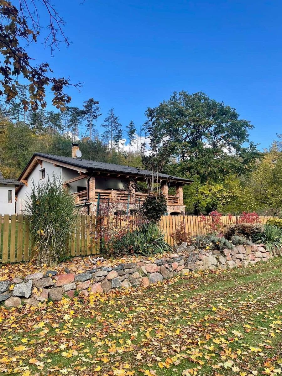 Pronájem chaty, chalupy, Račice, Středočeský kraj Pronájem chaty, chalupy, Račice, Středočeský kraj