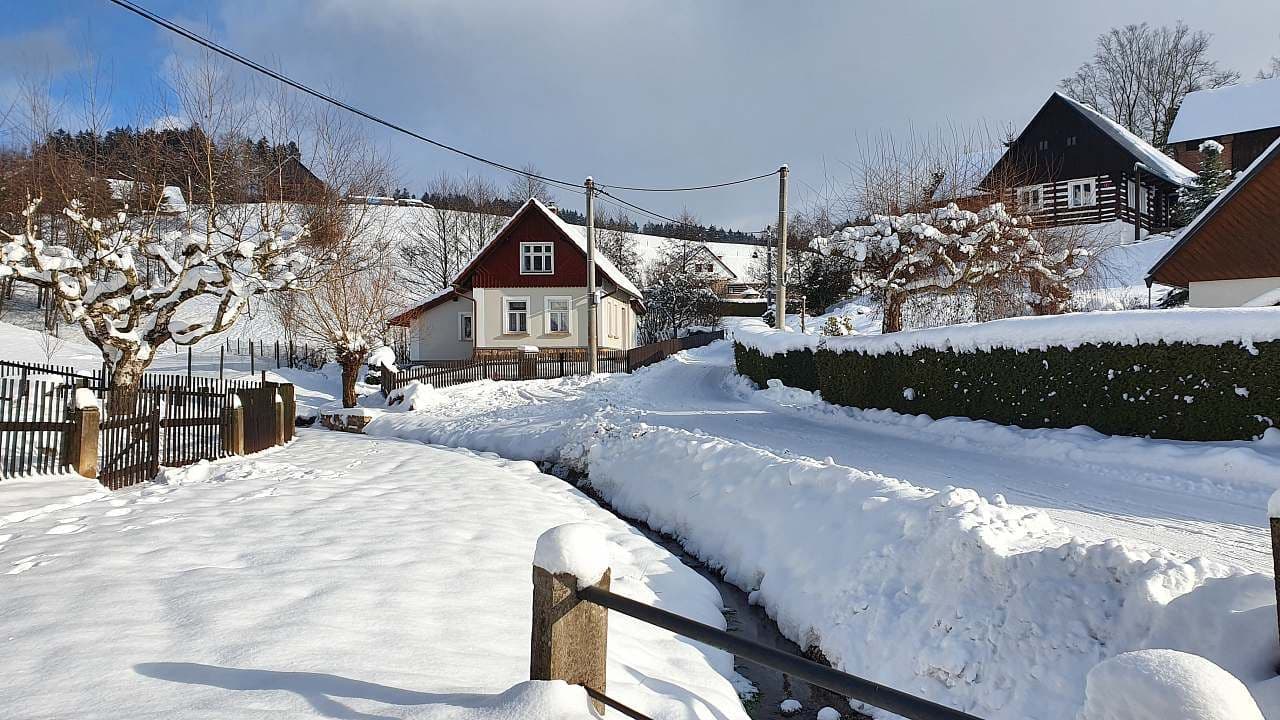 Pronájem chaty, chalupy, Lázně Bělohrad, Královéhradecký kraj Pronájem chaty, chalupy, Lázně Bělohrad, Královéhradecký kraj
