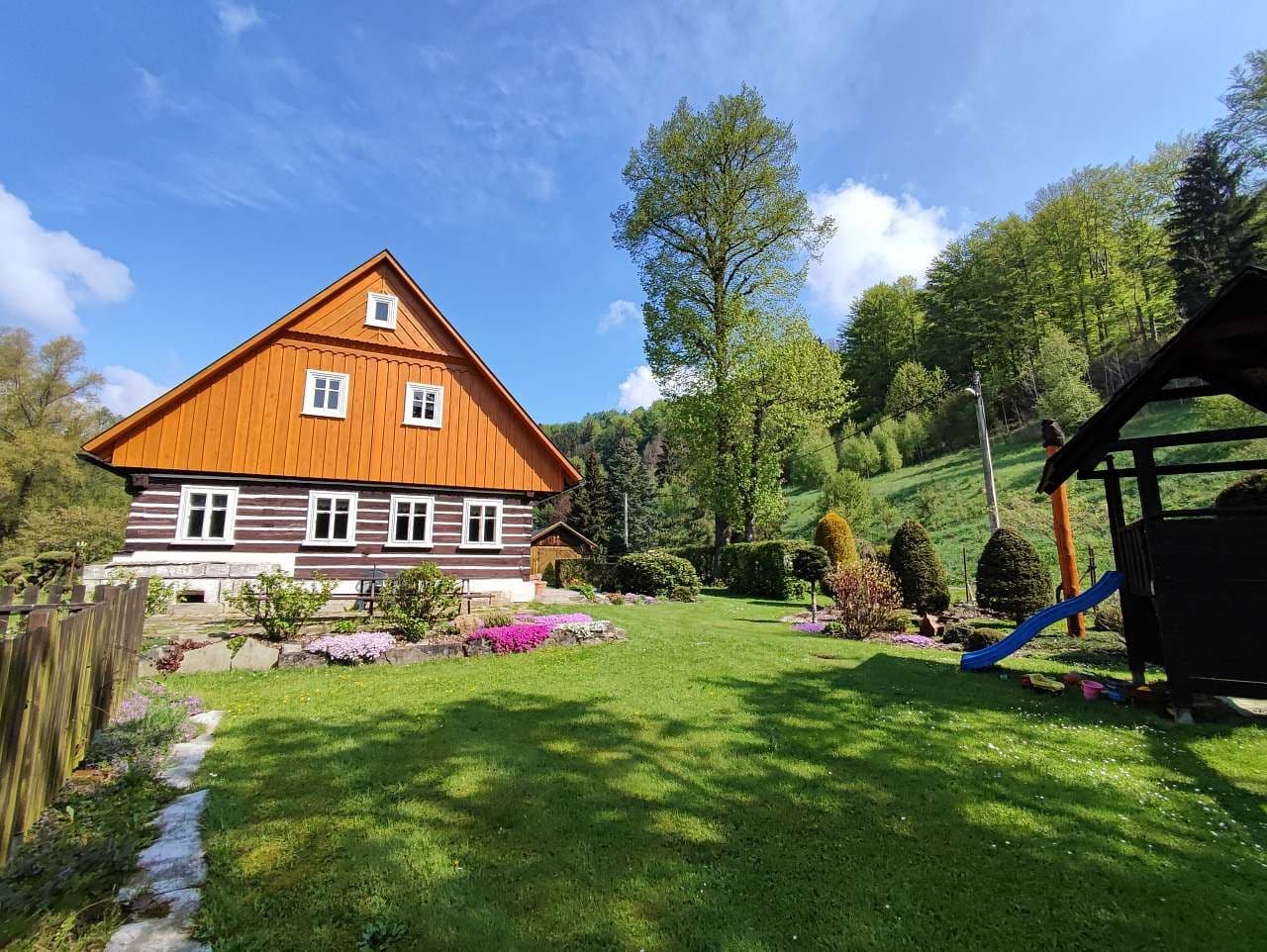 Pronájem chaty, chalupy, Teplice nad Metují, Královéhradecký kraj Pronájem chaty, chalupy, Teplice nad Metují, Královéhradecký kraj
