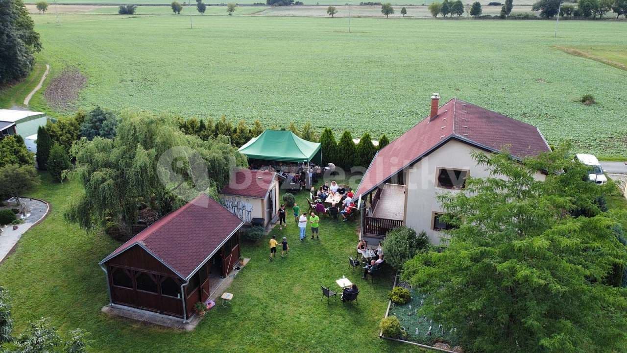 Pronájem chaty, chalupy, Chodouň, Středočeský kraj Pronájem chaty, chalupy, Chodouň, Středočeský kraj