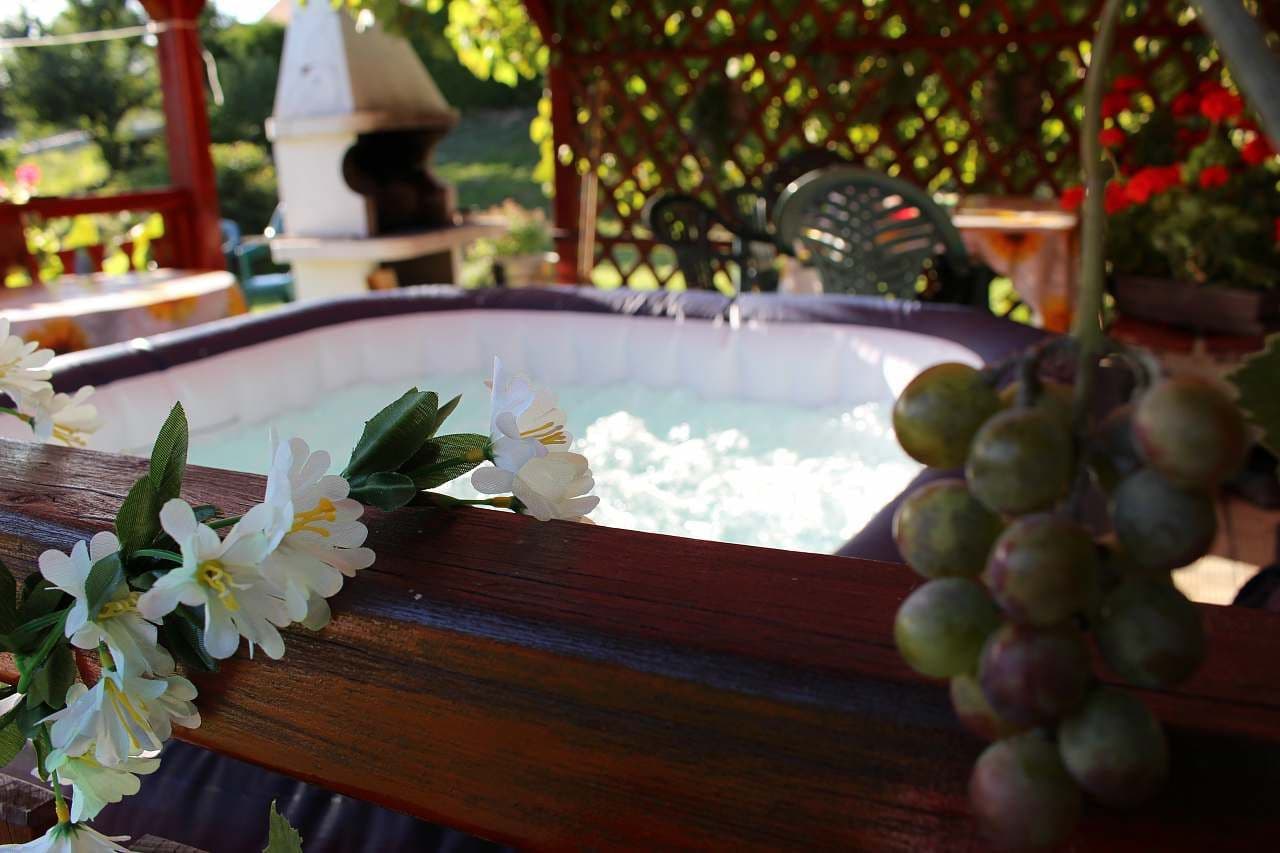 Pronájem chaty, chalupy, Černovice, Kraj Vysočina Pronájem chaty, chalupy, Černovice, Kraj Vysočina