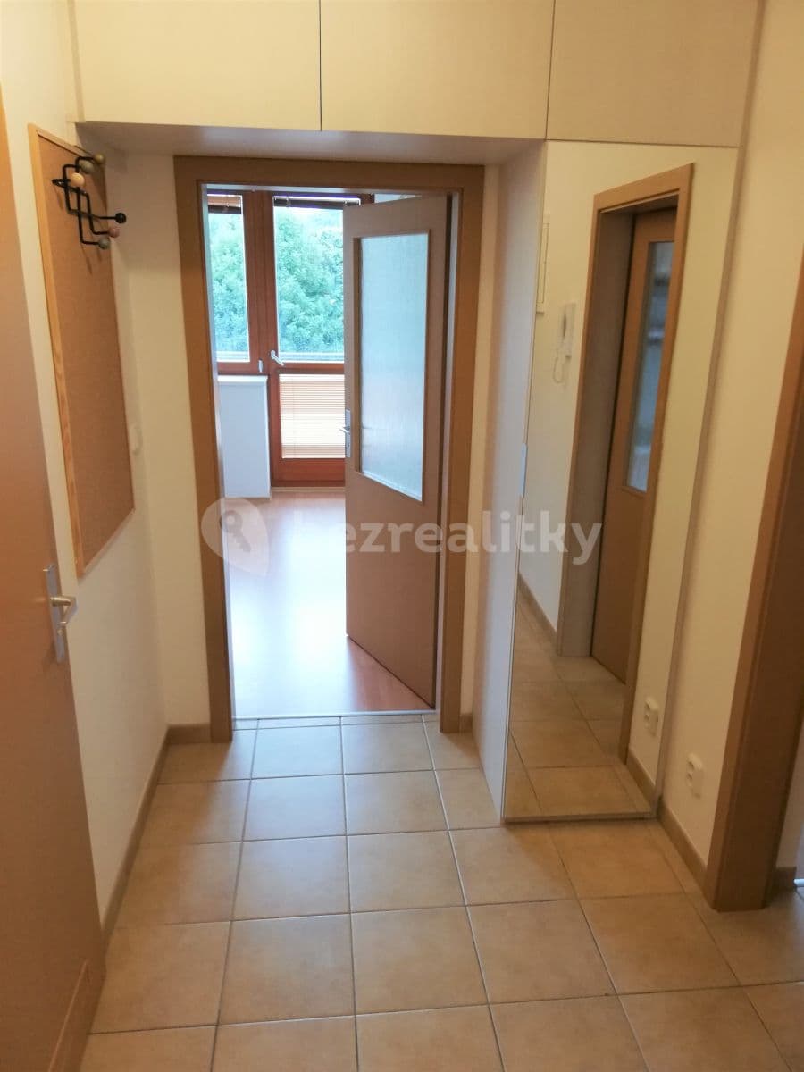 Pronájem bytu 2+kk 55 m², V Kuťatech, Praha, Praha Pronájem bytu 2+kk 55 m², V Kuťatech, Praha, Praha