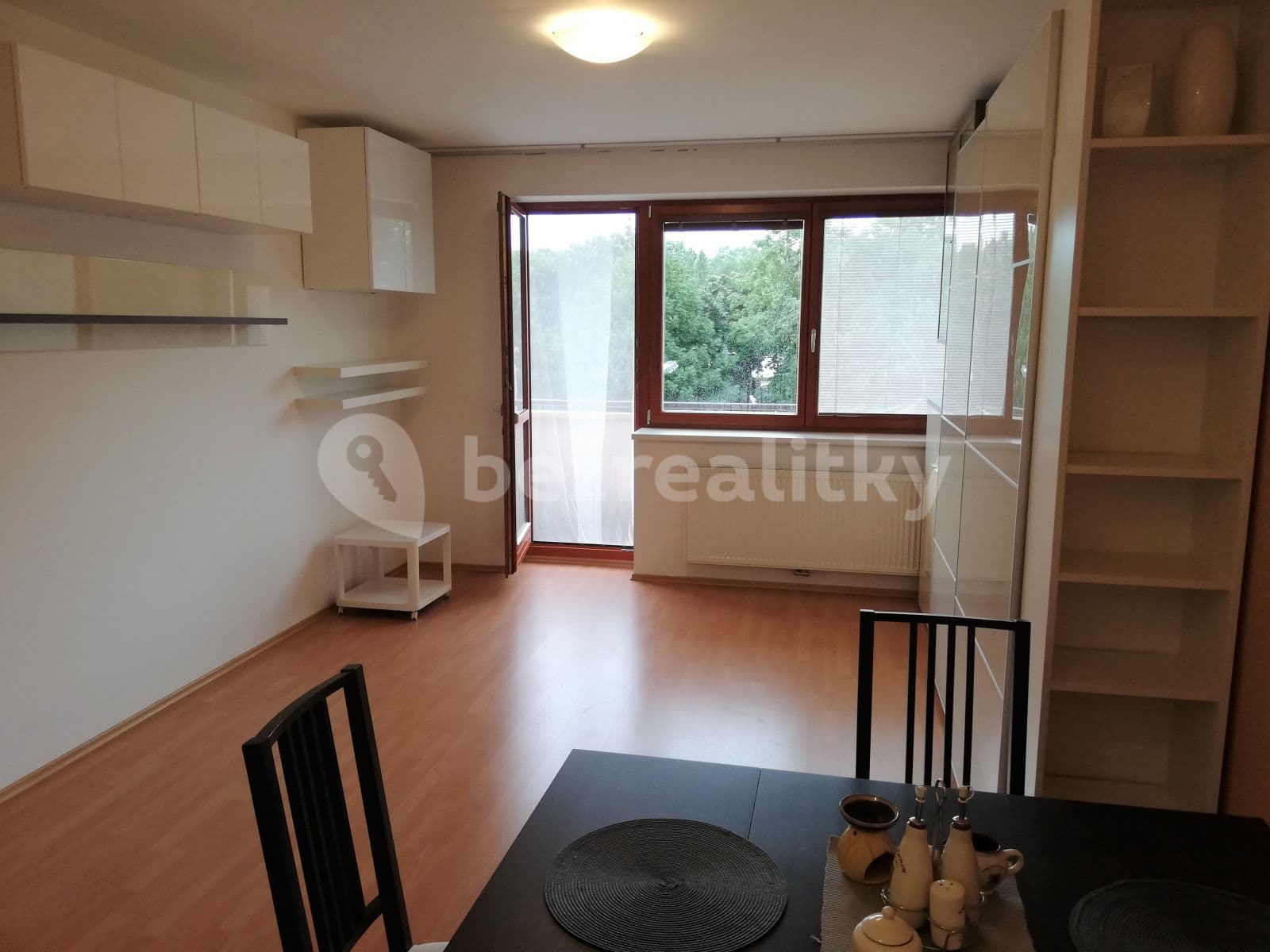 Pronájem bytu 2+kk 55 m², V Kuťatech, Praha, Praha Pronájem bytu 2+kk 55 m², V Kuťatech, Praha, Praha